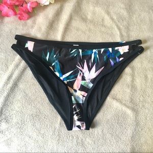 Palm Print Mid Rise Bikini Bottoms with Strappy Sides